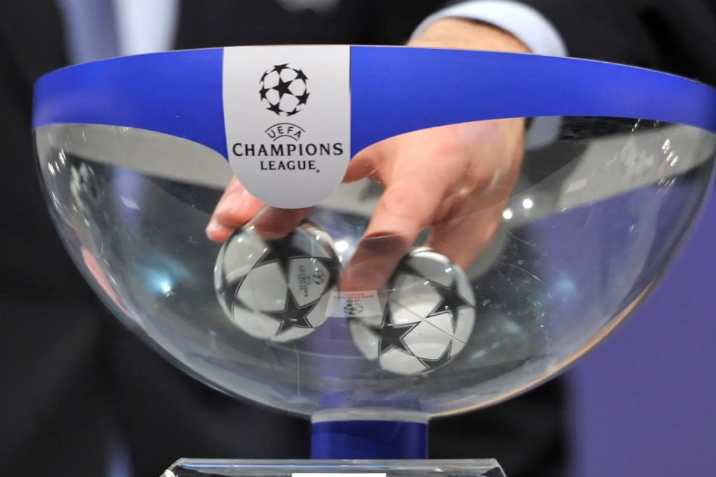 PSG contra el Real Madrid y otros grandes duelos en los octavos 1 PSG contra el Real Madrid y otros grandes duelos en los octavos Después de pasar un papelón por cuenta de un problema de software por el que se tuvo que repetir el sorteo, hace pocos minutos se dieron a conocer los emparejamientos de los octavos de final de la Liga de Campeones de Europa, que se disputarán en febrero de 2022.