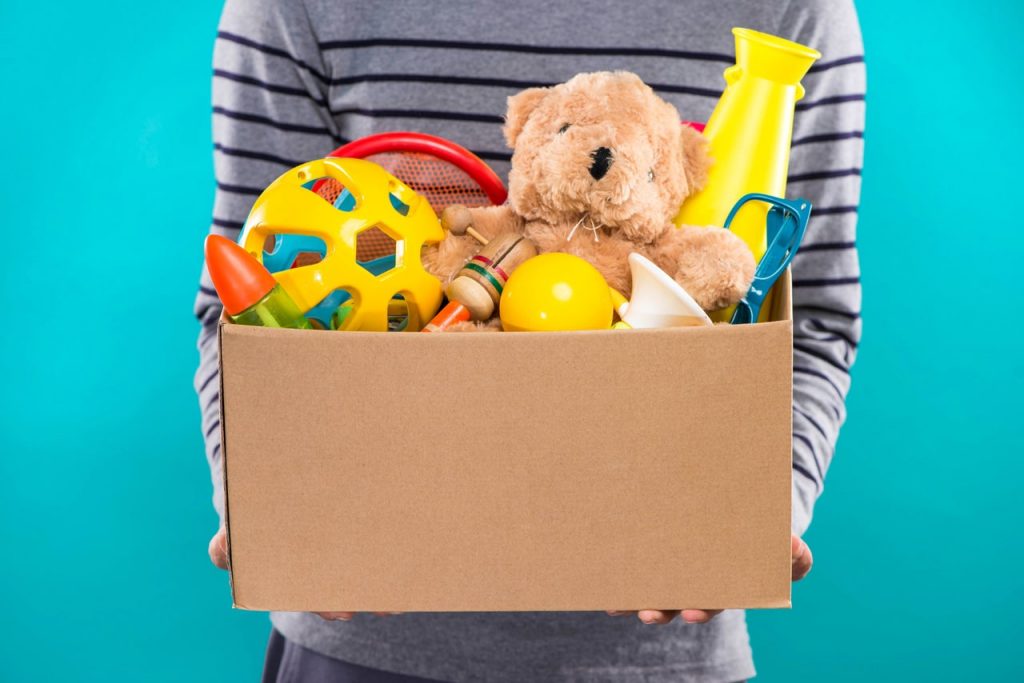 Recolecta de regalos para niños migrantes La organización Bethany Christian Services, que trabaja por salvaguardar a las comunidades refugiadas en distintas zonas del país, en esta época de Navidad esta adelantando una recolecta de regalos para todos los niños migrantes que se encuentran en las localidades de Engativá y Ciudad Bolívar, en la capital del país.