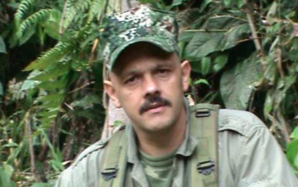 En una emboscada en Venezuela habría muerto 'El Paisa' 1 En una emboscada en Venezuela habría muerto 'El Paisa' Varios medios confirmaron que este domingo murió en una emboscada Hernán Darío Velásquez, alias 'El Paisa', jefe de la disidencia de las Farc conocida como 'Segunda Marquetalia'.