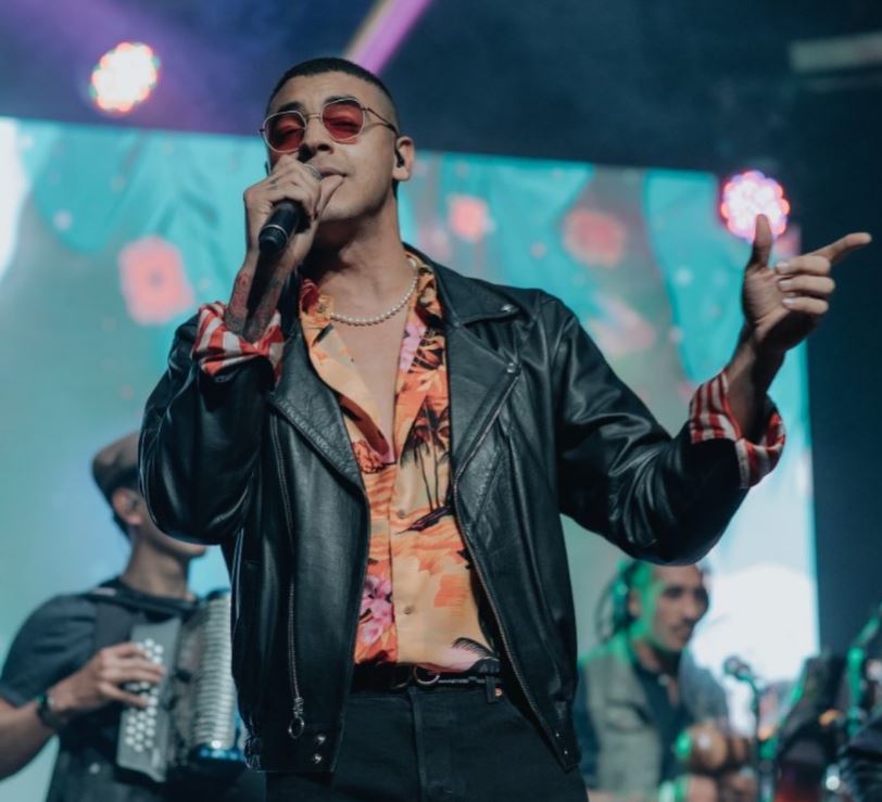 Prográmese para concierto de navidad en la Plaza de Bolívar En medio de las celebraciones decembrinas que se vienen realizando en Bogotá, este domingo 5 de diciembre en la Plaza de Bolívar se realizará un concierto que contará con la presencia de: Manuel Medrano, Juan Pablo Vega, Mabiland, Margarita Siempre Viva y DJ Cornetto.