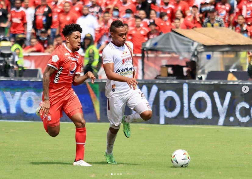 Tolima le ganó 0-1 al América y puso a Millos a hacer cuentas Un gran resultado obtuvo este lunes el Deportes Tolima en el Estadio Pascual Guerrero de Cali, donde derrotó por 0-1 al América en el partido que cerró la quinta jornada de los cuadrangulares semifinales de la Liga BetPlay II.