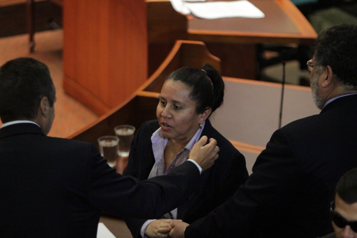 Niegan libertad condicional a exdirectora del DAS, María del Pilar Hurtado 1 Niegan libertad condicional a exdirectora del DAS, María del Pilar Hurtado El Juez Quinto de Ejecución de Penas de Bogotá negó la solicitud de libertad condicional por el caso de las ‘chuzadas’ a favor de la exdirectora del Departamento Administrativo de Seguridad (DAS), María del Pilar Hurtado. Lo anterior, según el juez, porque no cumple aún con todas las condiciones requeridas para poder solicitar este beneficio.