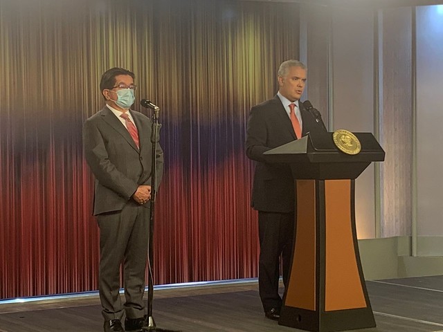 Ahora la dosis de refuerzo se podrá poner a partir de los cuatro meses 1 Presidente Duque