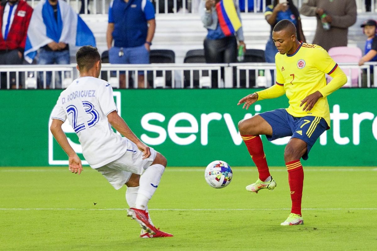 La Selección volvió a anotar y al triunfo, venció 2-1 a Honduras La Selección Colombia superó este domingo 2-1 a Honduras en partido de fogueo disputado en Estados Unidos. Reinaldo Rueda puso en cancha a Juan Fernando Quintero y Miguel Ángel Borja como algunos de los jugadores de experiencia en un equipo lleno de jugadores de la liga local.