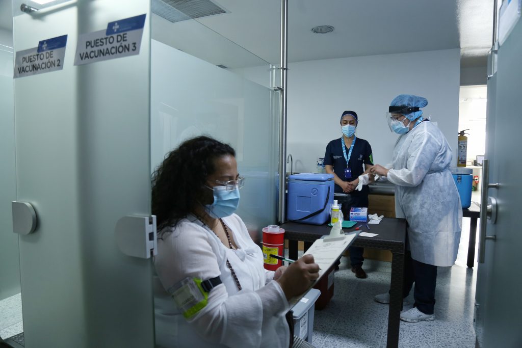 16.259 nuevos casos y 40 muertos por COVID reportó hoy MinSalud 2 16.259 nuevos casos y 40 muertos por COVID reportó hoy MinSalud El Ministerio de Salud confirmó este miércoles 16.259 nuevos casos y 40 muertos por coronavirus durante el último día.