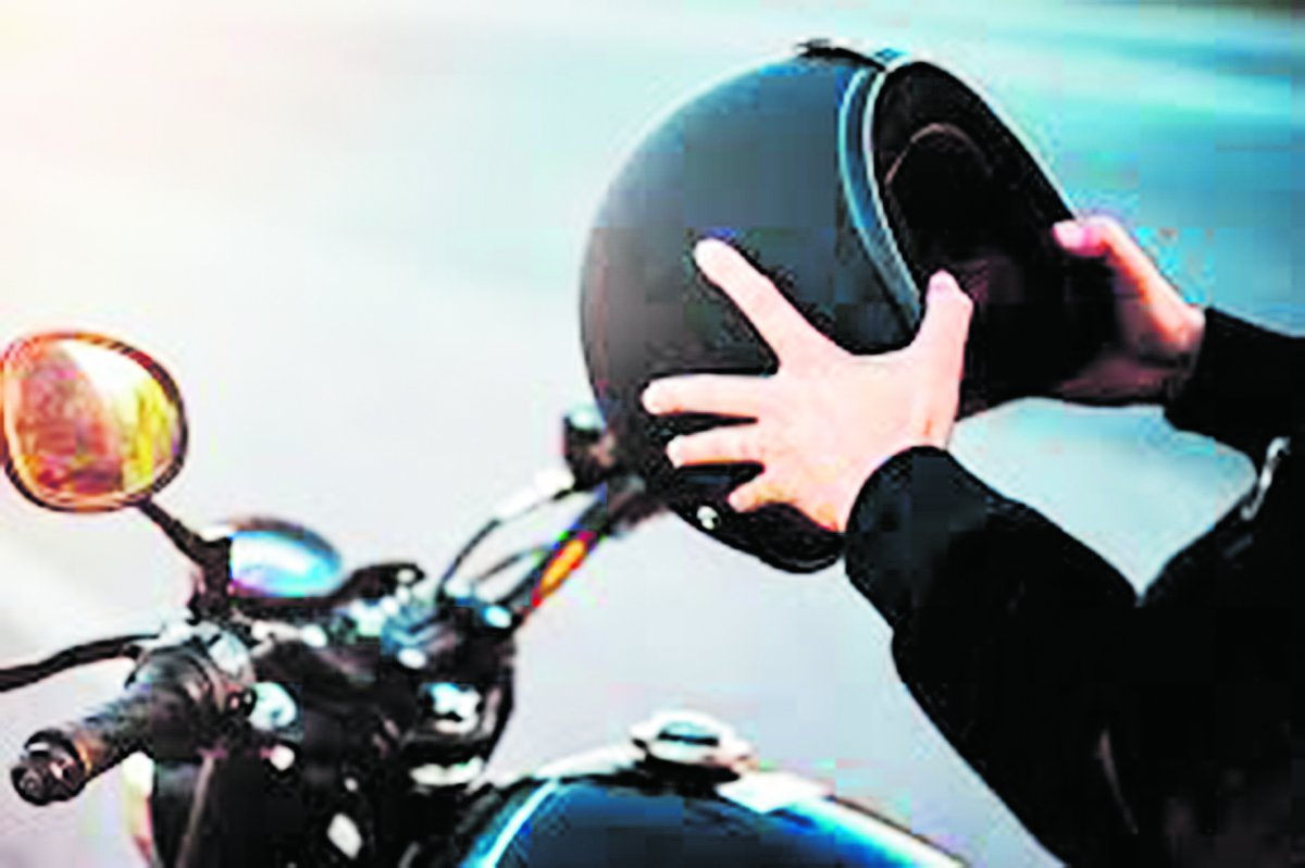 ¿Cómo volver a la moto después de un accidente? 2 ¿Cómo volver a la moto después de un accidente? Sufrir un accidente en moto resulta una experiencia traumática que deja secuelas, tanto físicas y mentales, que se sienten para toda la vida.