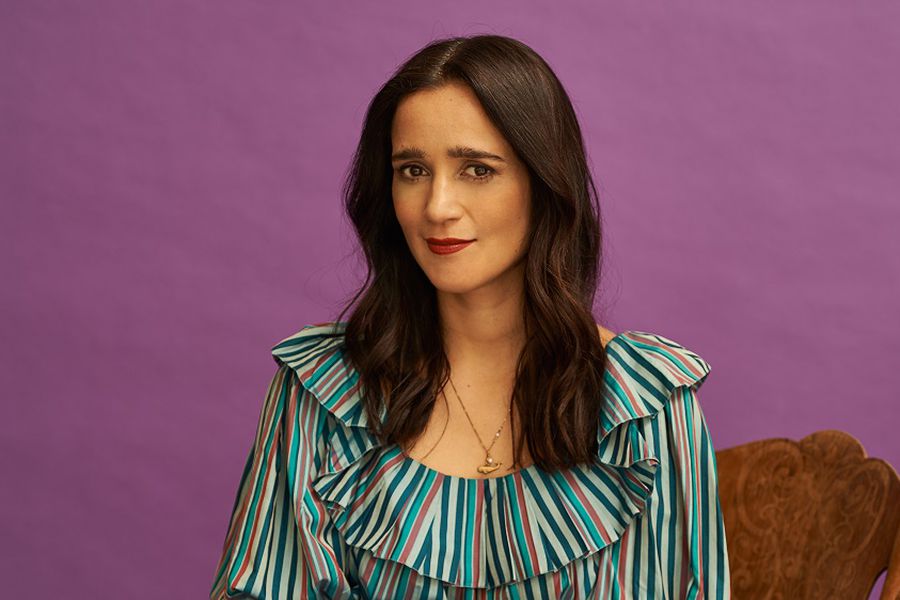 Después de 6 años Julieta Venegas regresa a Colombia 4 Después de 6 años Julieta Venegas regresa a Colombia Casi seis años después de sus últimos conciertos en Colombia, la reconocida cantautora mexicana Julieta Venegas vuelve al país para dos conciertos: el 6 de mayo en el Teatro Jorge Eliécer Gaitán de Bogotá y el 7 de mayo en el Teatro Metropolitano de Medellín.