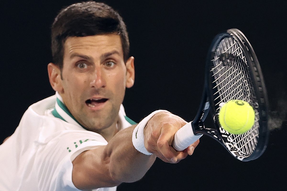 Novak Djokovic pierde batalla judicial y es deportado de Australia 8 Novak Djokovic pierde batalla judicial y es deportado de Australia Este domingo el tenista de 34 años Novak Djokovic perdió el recurso de apelación contra el Gobierno australiano, el cual le había revocado, por segunda vez, su visado, esto debido a que el deportistas no esta vacunado contra la Covid-19.