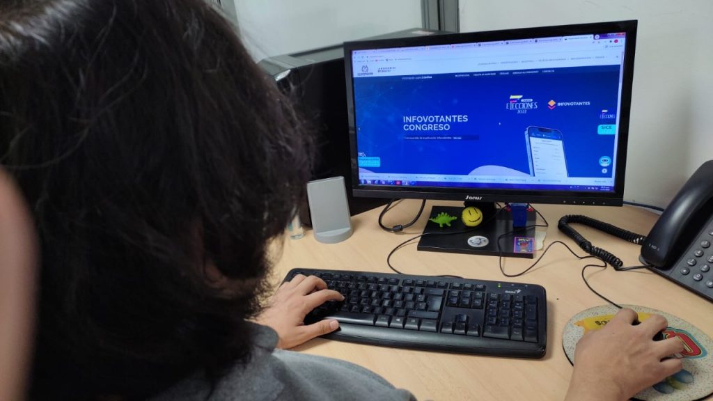 ¿Ya inscribió su cédula? Hasta el 13 de enero habrá plazo para registrarla Todos los colombianos mayores de 18 años tendrán la oportunidad, hasta el próximo 13 de enero, de inscribir la cédula para las próximas elecciones legislativas, que se realizarán este año.