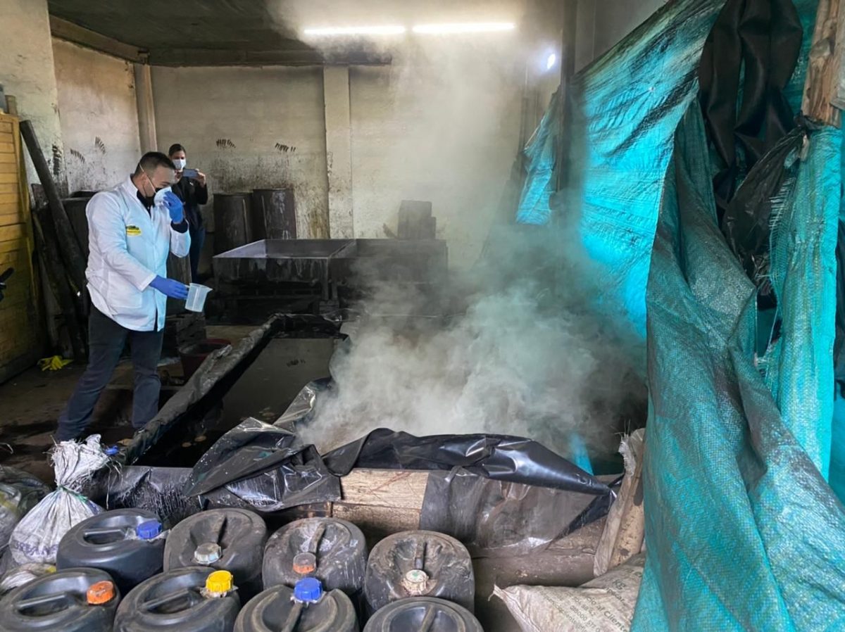 Policía destruyó laboratorio de cocaína que funcionaba en vivienda de Usme 1 laboratorio de cocaína en Usme