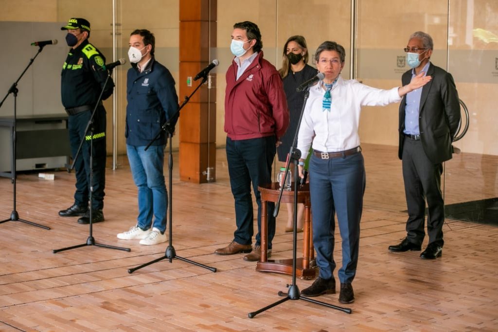 Lo dice la Alcaldía: homicidios y atracos violentos aumentaron en 2021 3 Lo dice la Alcaldía: homicidios y atracos violentos aumentaron en 2021 Delitos de alto impacto aumentaron el año anterior, pero alcaldesa se compromete a reducir en un 15% los homicidios en 2022.