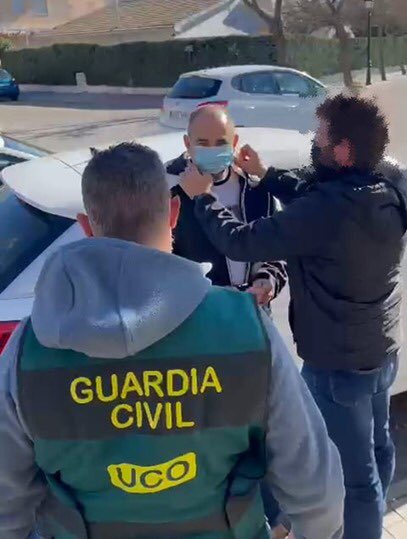 En España capturaron a alias 'Pinocho', líder de 'Los Pachenca' Desde su cuenta de Twitter, el presidente de la República, Iván Duque Márquez, confirmó que en España fue capturado Fredy Castillo, más conocido con los alias 'Pinocho' y 'El Ganadero'.