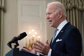 Biden insistió en que Rusia atacaría a Ucrania en unos días 5 Biden insistió en que Rusia atacaría a Ucrania en unos días El presidente de Estados Unidos, Joe Biden, ha insistido este jueves en que "todos los indicios" de los que dispone su Gobierno apuntan a un ataque inminente de Rusia sobre territorio ucraniano, hasta el punto de que cree que ocurrirá "en los próximos días".