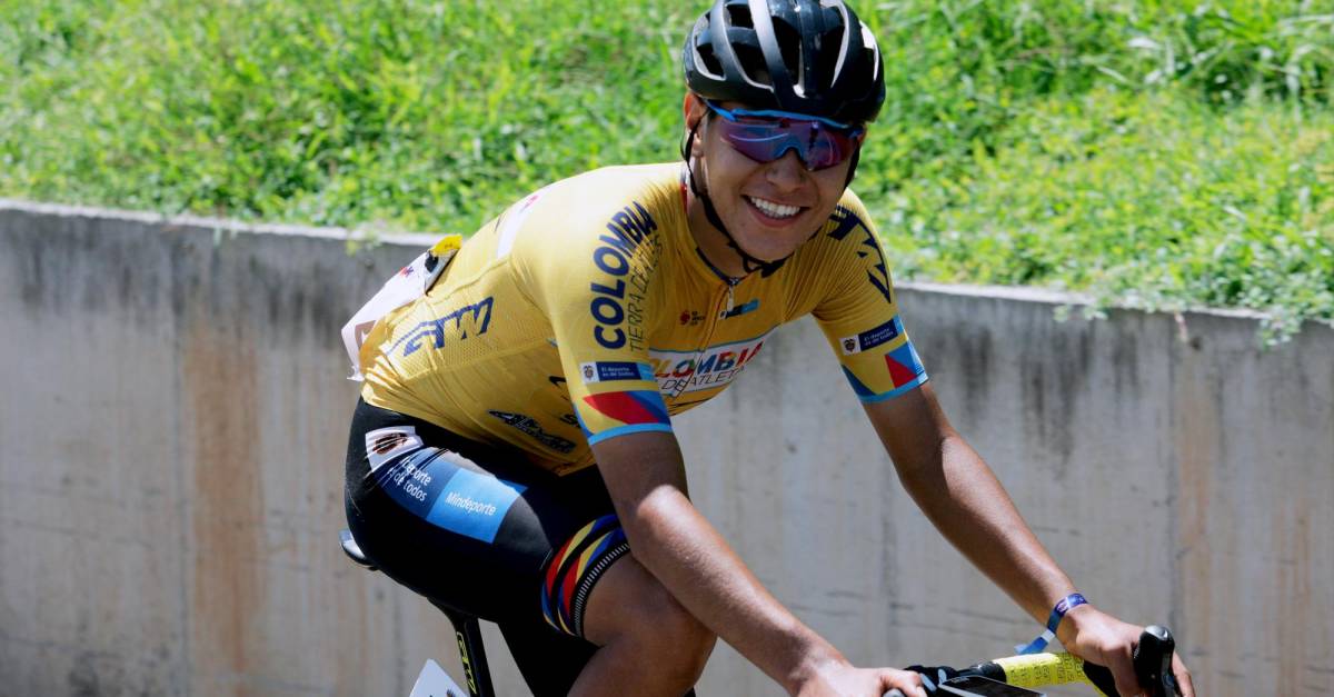 A propósito de Egan, otros ciclistas colombianos accidentados en entrenamientos 2 A propósito de Egan, otros ciclistas colombianos accidentados en entrenamientos El accidente sufrido este lunes por el ciclista Egan Bernal ha despertado la preocupación y también la solidaridad de los colombianos, quienes esperan desde ya su pronta recuperación, tras el aparatoso choque contra una flota cuando entrenaba en el municipio de Gachancipá (Cundinamarca).