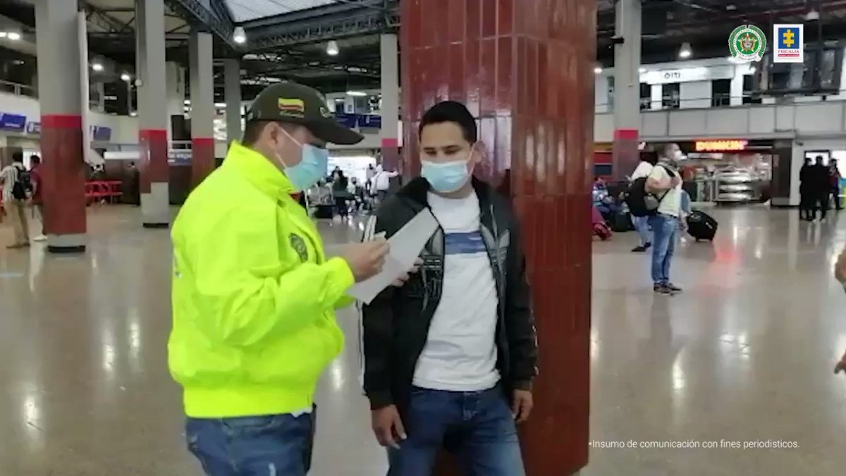 A prisión por reclutar jóvenes en Bogotá para las disidencias en Arauca 10 A prisión por reclutar jóvenes en Bogotá para las disidencias en Arauca Luyer Ordóñez Velos, alias ‘Linares’ fue enviado a la cárcel por ser el responsable de reclutar universitarios en Bogotá y coordinar su traslado a los campamentos en Arauca y Venezuela del frente décimo de las Disidencias de las Farc.