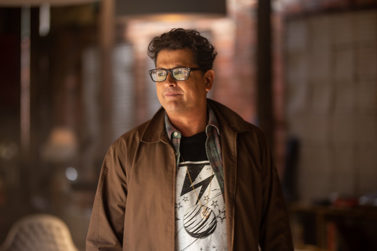 'Cumbiana Tour' y Carlos Vives llegan al Movistar Arena en Bogotá 1 'Cumbiana Tour' y Carlos Vives llegan al Movistar Arena en Bogotá Carlos Vives regresa al Movistar Arena en Bogotá para dedicarle su gira ‘Cumbiana Tour’ a la capital.
