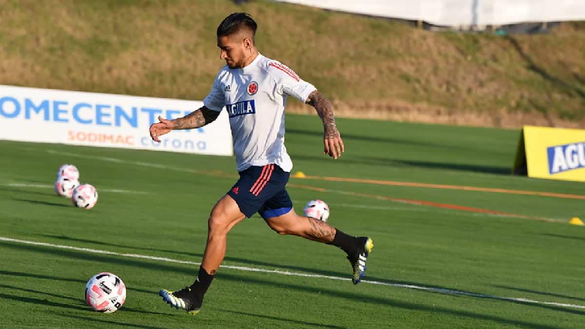 ¡Positivo! Jugador de la Selección se pierde el partido ante Honduras Una mala noticia de la Selección Colombia se dio a conocer este jueves, pues uno de sus integrantes dio positivo por COVID-19 y se perderá el partido de preparación del próximo domingo, frente a Honduras, en Estados Unidos.
