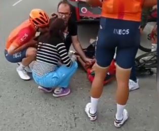 Buenas noticias: Egan está consciente y con movimiento en las cuatro extremidades 1 Buenas noticias: Egan está consciente y con movimiento en las cuatro extremidades La clínica La Sabana, donde se encuentra hospitalizado Egan Bernal, informó hace pocos minutos que nuestro súper campeón ya está consciente y con movilidad de las cuatro extremidades.