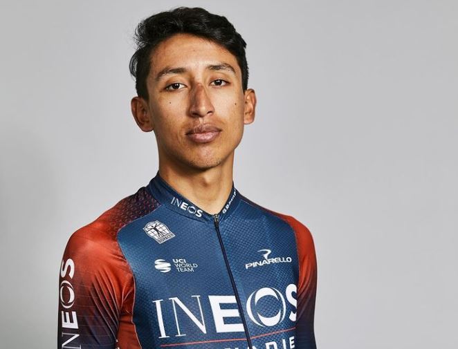 Buenas noticias: Egan está consciente y con movimiento en las cuatro extremidades La clínica La Sabana, donde se encuentra hospitalizado Egan Bernal, informó hace pocos minutos que nuestro súper campeón ya está consciente y con movilidad de las cuatro extremidades.