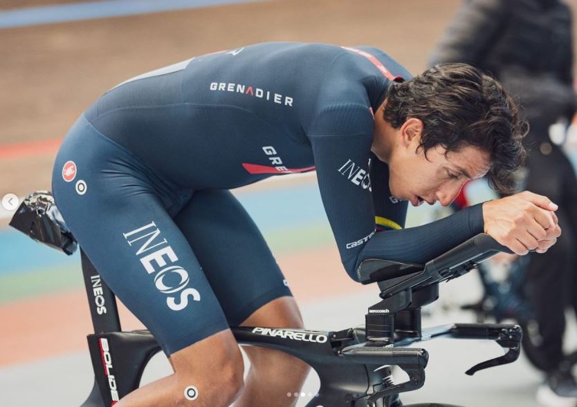 ¡Nuevo mensaje de Egan!: "Estoy agradecido con Dios por ponerme esta prueba" 1 ¡Nuevo mensaje de Egan!: "Estoy agradecido con Dios por ponerme esta prueba" Se cumplen diez días del terrible accidente sufrido por el ciclista zipaquireño Egan Arley Bernal en una carretera de Cundinamarca, que lo dejó gravemente herido e incluso puso en peligro su vida. Hoy, tras superar las adversidades, volvió a publicar un conmovedor mensaje en sus redes sociales junto a una foto en la que se le ve con buen semblante.