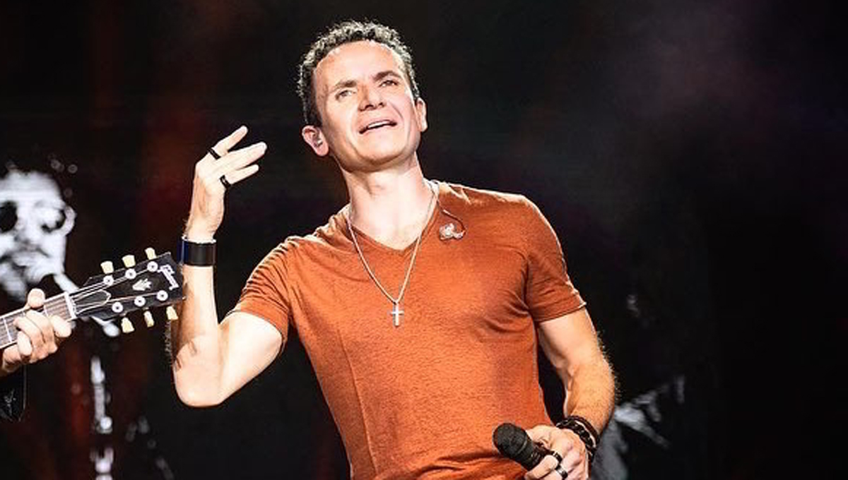 Nuevo trabajo musical de Fonseca que invita al diálogo Fonseca se encuentra lanzando su nuevo trabajo musical, esta vez, de la mano del artista cubano Cimafunk, con la canción y video ‘Háblame Bajito’.