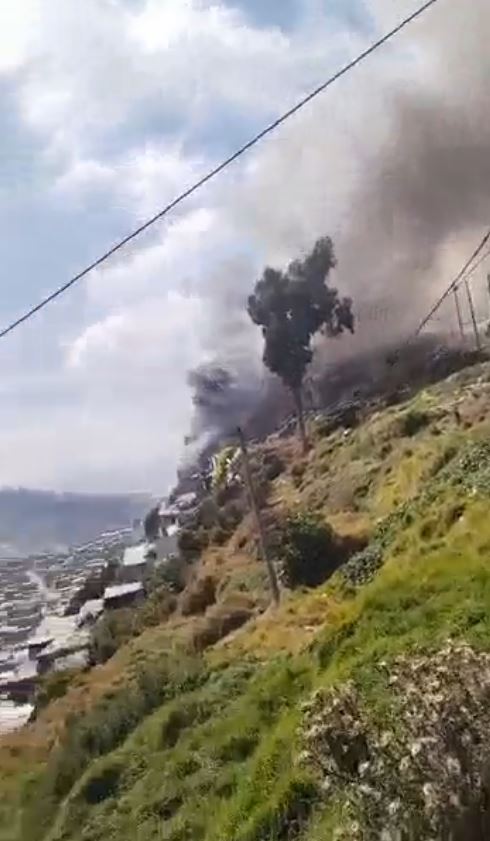 El desgarrador relato de vecina sobre la muerte de un menor en Ciudad Bolívar 1 El desgarrador relato de vecina sobre la muerte de un menor en Ciudad Bolívar Un tragedia se vivió en horas de la tarde de ayer en el sector de Santo Domingo (Ciudad Bolívar). En el hecho, un menor de 9 años murió en un incendio que se registró en varias viviendas ubicadas en una zona de alto riesgo de este sector del sur de la ciudad. Y aunque los hechos son materia de investigación, las declaraciones de una vecina del sector a Q'HUBOBogotá.com causan gran indignación.