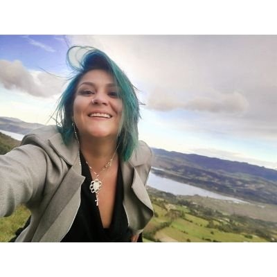 Piden investigar la muerte de la ingeniera Arelis, tras cirugía estética Arelis Cabeza Sierra tenía 38 años, una hoja de vida intachable como ingeniera y todo un futuro para seguir brillando con su carisma y cumplir sus sueños. Pero el destino terminó jugándole la peor de las pasadas y murió horas después de haberse sometido a una cirugía estética.