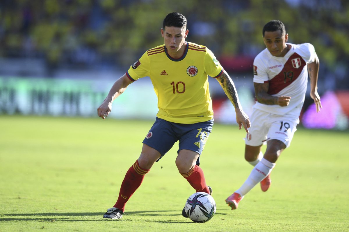 ¡Qué paridera! Se acabó el primer tiempo con empate 0-0 ante Perú Así fueron las jugadas más importantes del primer tiempo del partido que disputan la Selección de Colombia y Perú, en el Estadio Metropolitano de Barranquilla, donde, al término del primer tiempo, empatan 0-0, un resultado preocupante en las aspiraciones de conseguir el cupo al Mundial de Catar.