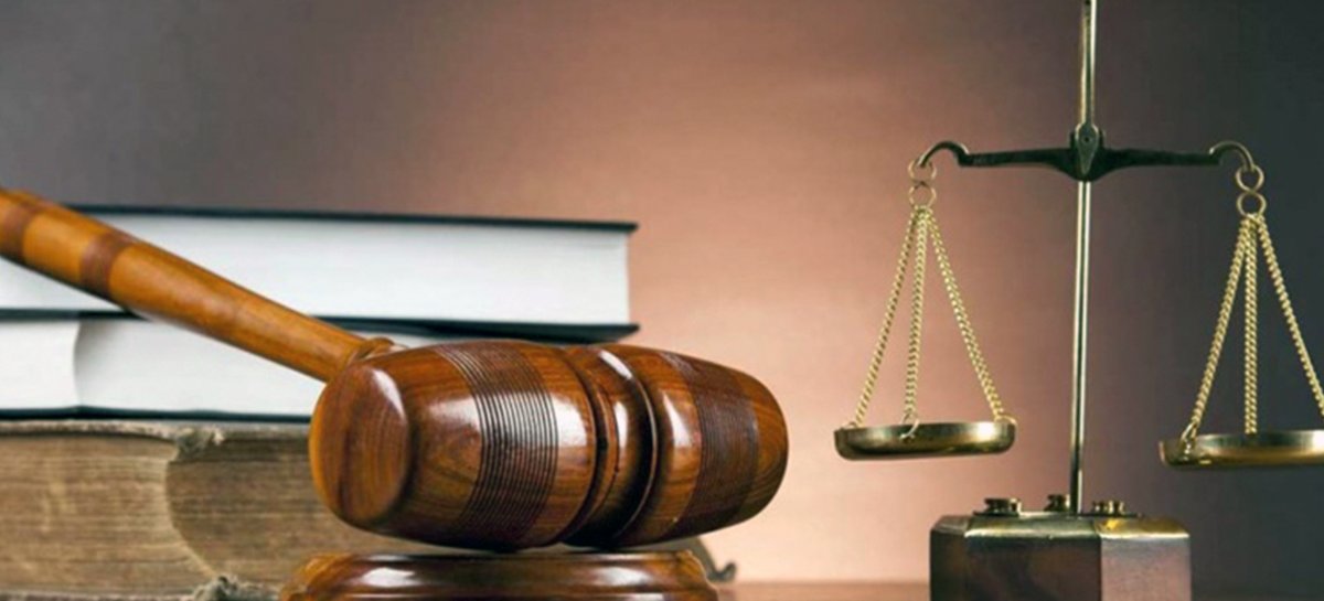 Audiencias virtuales, el futuro para la justicia 2 Audiencias virtuales, el futuro para la justicia Durante toda esta semana la noticia que ha ocupado decenas y decenas de titulares en la prensa y que, ha sido tendencia en las redes sociales, es el escabroso caso de Mauricio Leal y su madre, la señora Marleny Hernández, asesinados por Yhonier Leal, quien aceptó los cargos imputados por la Fiscalía.