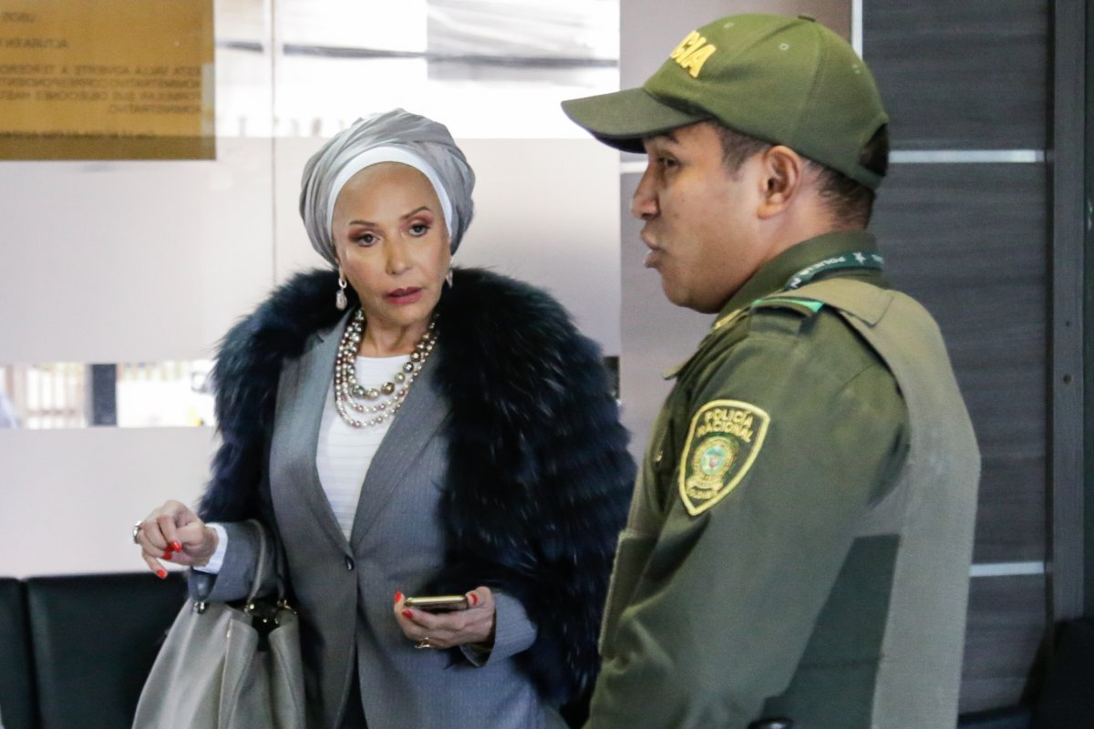 Piedad Córdoba es citada a dar versión libre ante la Corte Suprema de Justicia La Corte Suprema de Justicia citó a dar una versión libre a la exsenadora y actual candidata al Congreso Piedad Córdoba, para que explique su relación con Álex Saab, señalado testaferro de Nicolás Maduro.