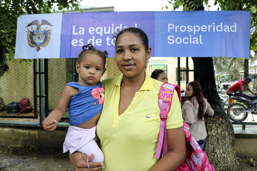 Más de 22 mil familias no han reclamado subsidio del Gobierno El Gobierno Nacional cuenta con varios programas sociales para atender las necesidades de los colombianos en condición de vulnerabilidad, entre ellos se encuentra el de Familias en Acción, que está dirigido a las familias con menores de 18 años para brindarles un apoyo para su alimentación saludable y garantizar su permanencia en el sistema escolar.