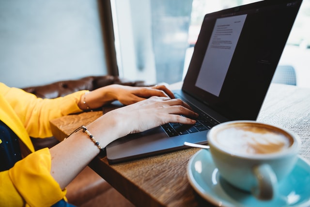 Postúlese a uno de estos cursos gratuitos que ofrece la Alcaldía de Suba 1 Postúlese a uno de estos cursos gratuitos que ofrece la Alcaldía de Suba La Alcaldía de Suba se encuentra en la búsqueda de mayores de 16 años que estén interesados en aprender temas de tecnología o el idioma inglés, para que realicen cursos gratuitos que se empezarán a dictar con apoyo del Sena, entre febrero y marzo.