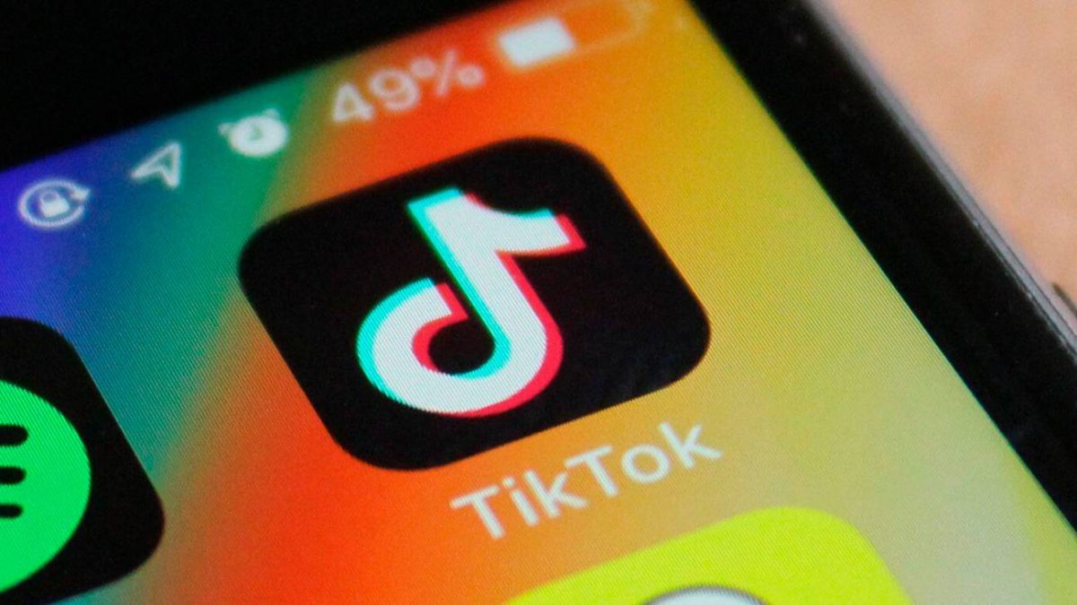 Ocho niños se intoxicaron por peligroso reto de TikTok 1 Ocho niños se intoxicaron por peligroso reto de TikTok Los retos de TikTok continúan siendo un problema, ya que en su mayoría tienden a ser peligrosos y poner en riesgo la vida de los niños.