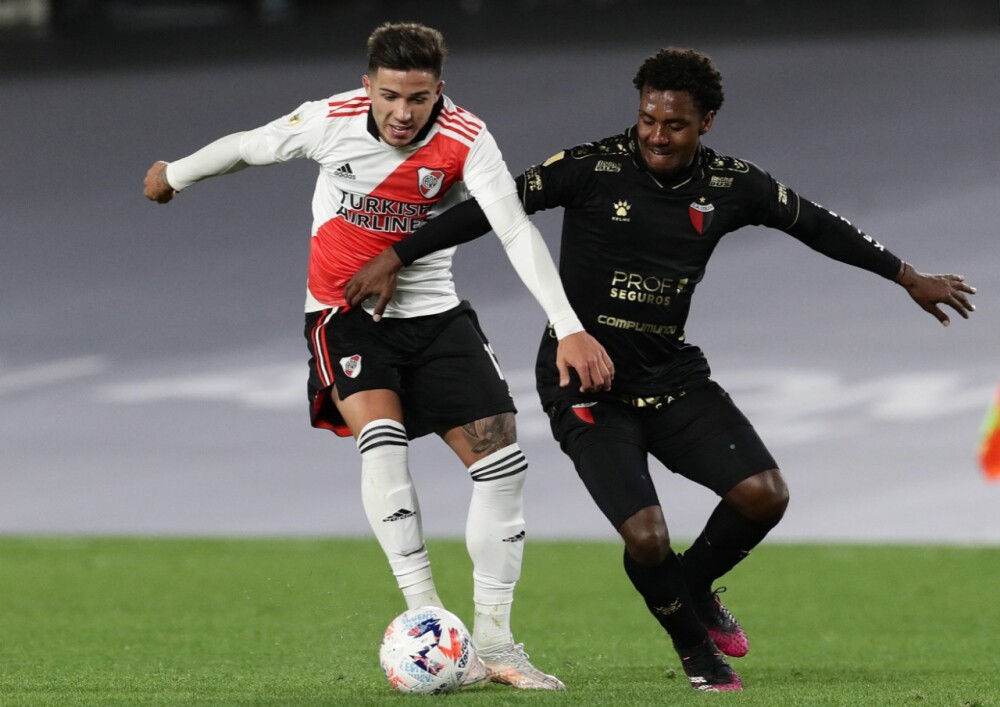 Los dos nuevos 'Leones' que tendrá Santa Fe Independiente Santa Fe sigue sumando nuevas caras a su nómina para afrontar las Ligas y la Copa Colombia de 2020. Ayer el conjunto 'Cardenal' presentó a dos jugadores para reforzar la defensa y el mediocampo, Jerson Malagón y Yéiler Góez.