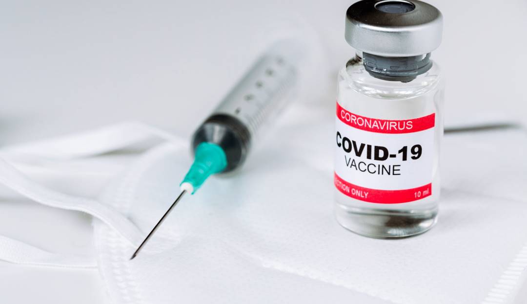 Así es Zifivax, la vacuna china recién aprobada 4 Así es Zifivax, la vacuna china recién aprobada El sistema de salud del país sigue apostándole a la vacunación como una forma de contener la pandemia y retornar a la normalidad.
