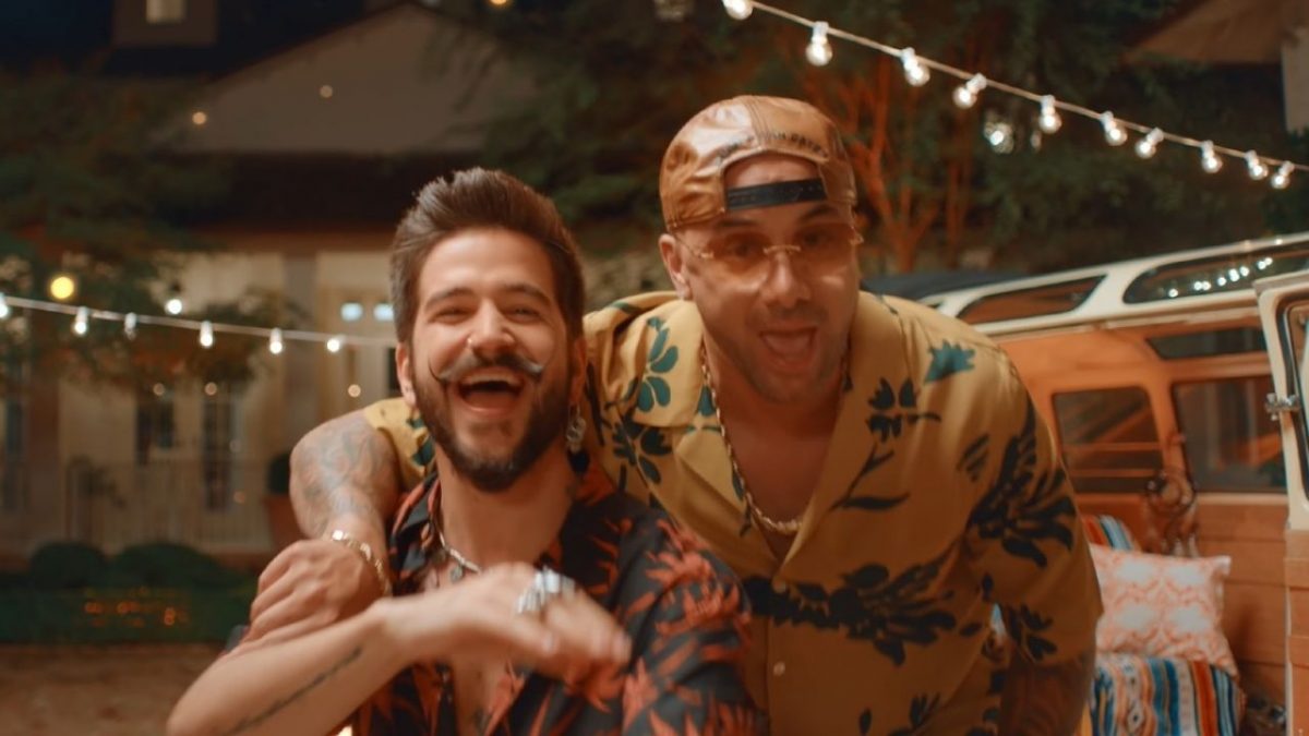 Camilo hizo colaboración con Wisin para la canción 'Buenos días' Artistas de distintos géneros musicales se han dejado seducir por el talento y carisma del cantautor colombiano Camilo, a quien constantemente lo invitan para realizar diversas colaboraciones.