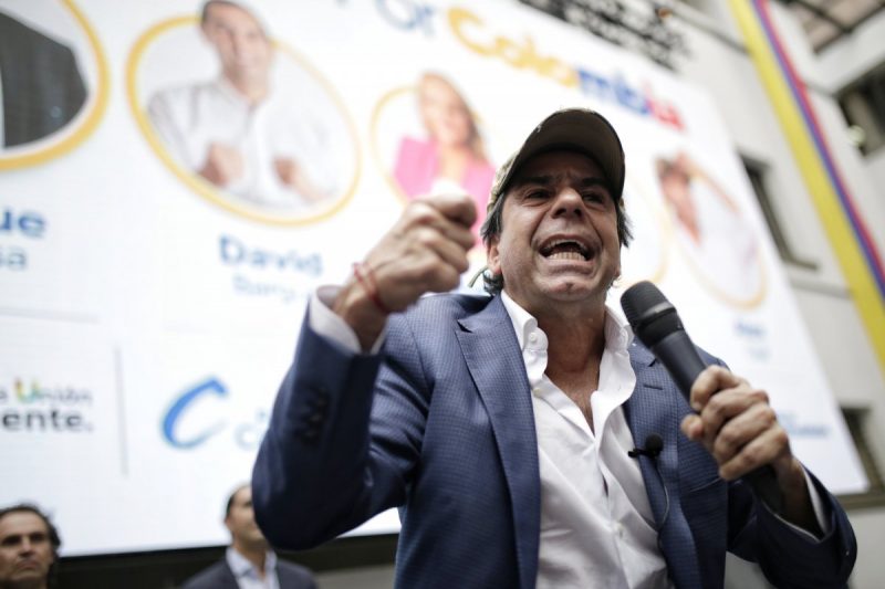 Abogado de Aída Merlano denunciará a Álex Char por supuesto intento de homicidio 1 Abogado de Aída Merlano denunciará a Álex Char por supuesto intento de homicidio Este domingo el abogado de Aida Merlano, Miguel Ángel del Río, anunció que denunciará al precandidato presidencial Álex Char y a los miembros de su familia por el secuestro y violación de la excongresista.