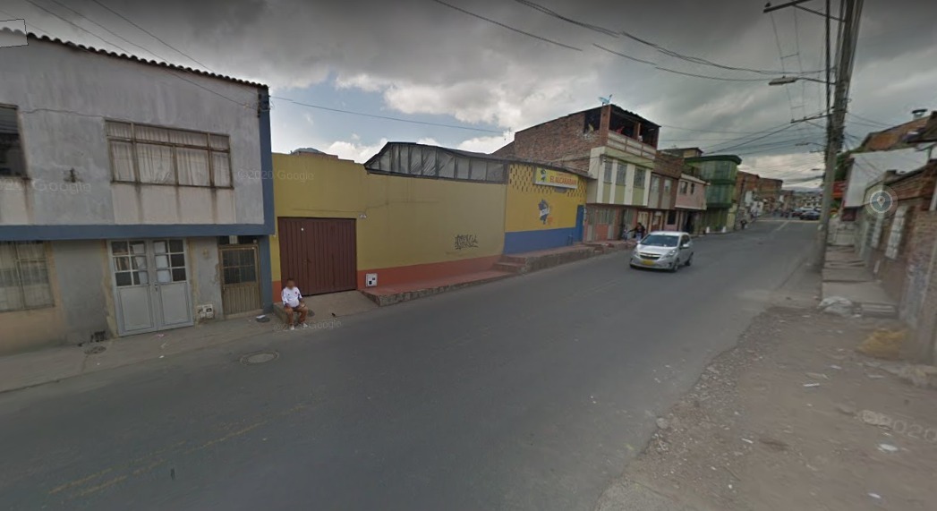 Asesinan a Juan Pablo en Zipaquirá 10 Asesinan a Juan Pablo en Zipaquirá En el momento en que Juan Pablo Rocha Murcia se despidió de un amigo con el que había estado departiendo por unos minutos en una esquina del barrio San Carlos, en el municipio de Zipaquirá (Cundinamarca), un sujeto se le acercó y, sin mediar palabra, le disparó.