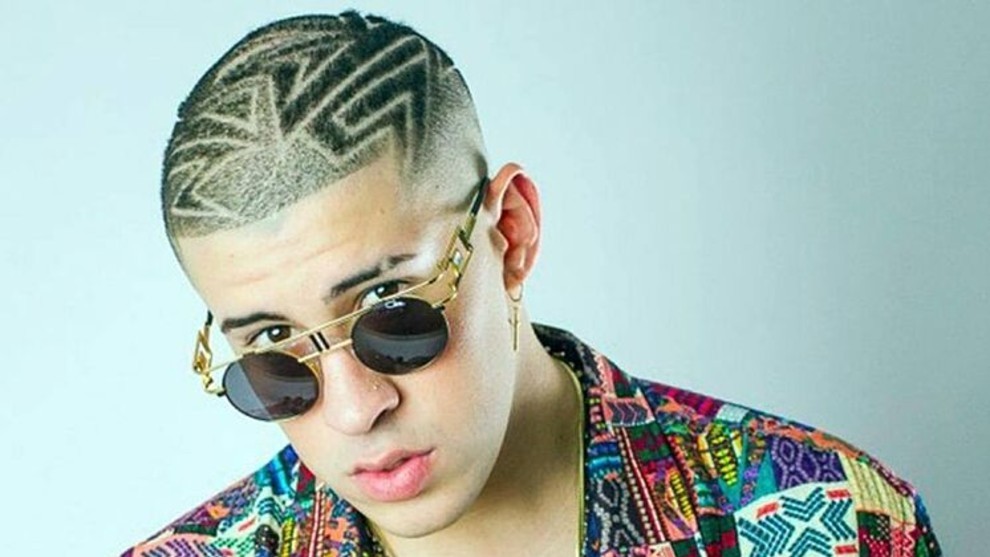 Bad Bunny rompió récords en ventas 2 Bad Bunny rompió récords en ventas El cantante puertorriqueño Bad Bunny que ha ganado un reconocimiento a nivel internacional con su música urbana, sorprendió al haber establecido récords en ventas con su nuevo disco llamado ‘Un verano sin ti’.