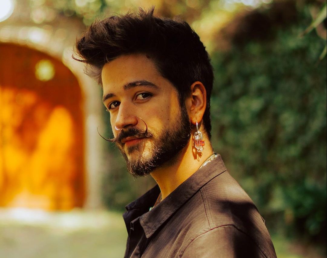 EN VIDEO: Camilo vivió un momento incómodo con un seguidor francés El cantante Camilo Echeverry, a través de sus redes sociales, contó en un video una experiencia que vivió con un seguidor francés, con el cual sintió mucha vergüenza.
