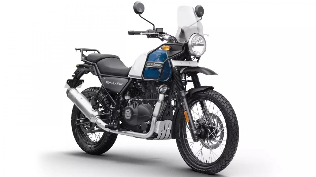 Las motos más baratas para tirar carretera Todo motero sueña en algún momento con tener la suficiente experticia para coger su caballito motorizado e ir en busca de aventuras en las carreteras colombianas. Para lograrlo, hace falta una máquina a prueba de todo. Aunque hay motos más especializadas, hemos decidido hacer un compendio de las motos 200-250 cc más económicas y las cuales, sin ningún tipo de problema, lo llevarán hasta el fin del mundo si hace falta a la mejor velocidad y comodidad.