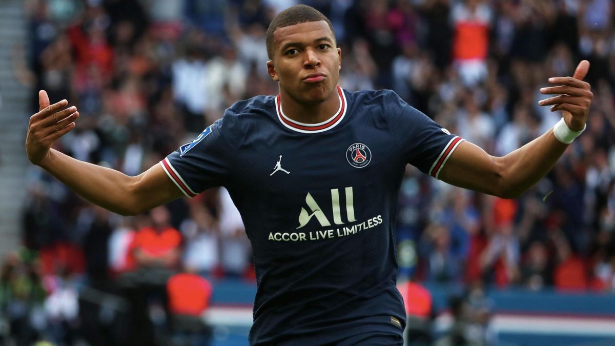 Los 10 deportistas más seguidos de Instagram 5 Los 10 deportistas más seguidos de Instagram Si hablamos de seguidores en Instagram, el mundo del deporte sale a relucirse por la gran influencia que tiene en todo el mundo, yendo desde Cristiano Ronaldo como la persona más seguida, hasta el colombiano y gran estrella del Al Rayyan, James Rodríguez.