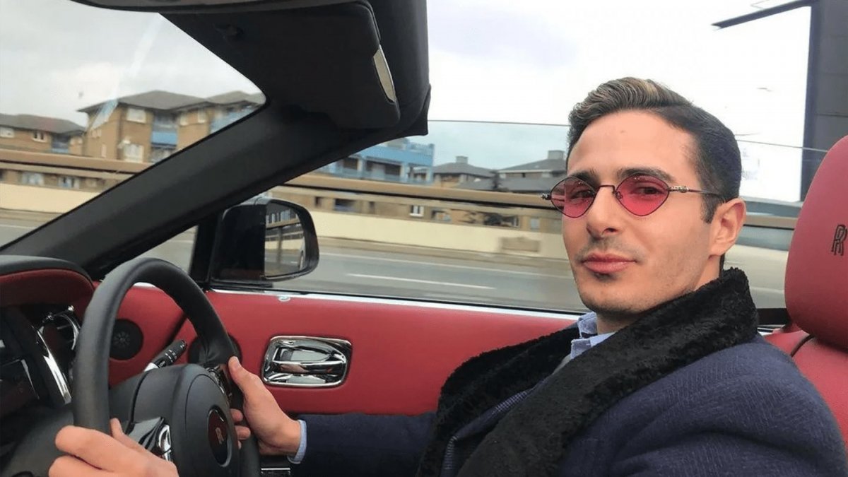 ¡Mujer le tumbó 6 mil euros al 'Estafador de Tinder'! La historia de Simon Leviev, o mejor conocido como 'El Estafador de Tinder', quien fue muy sonado en días pasados por la impresionante fortuna que recaudó a punta de estafas, hoy está recibiendo una cucharada de su propia medicina.