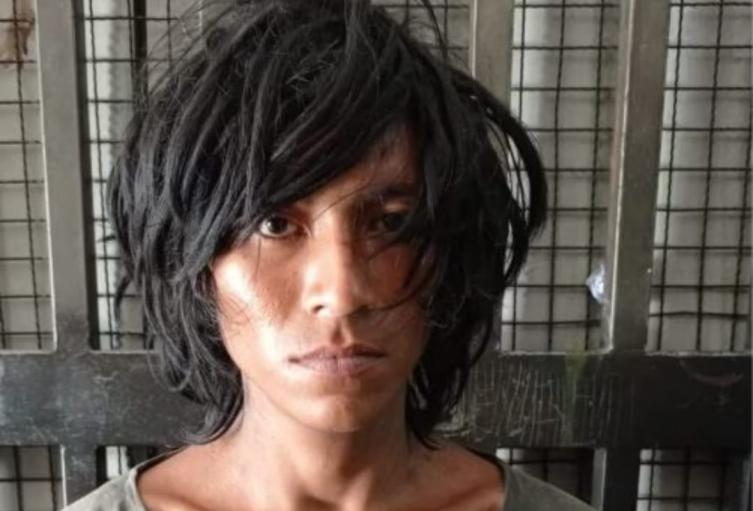 EN VIDEO: Conozca la historia del 'Loco de la Piedra' Johany Alexánder Acuña Hernández, es un asesino en serie colombiano que a sangre fría y sin ningún motivo mató a cinco personas golpeándolas en la cabeza con objetos contundentes, de ahí su apodo el 'Loco de La Piedra'.