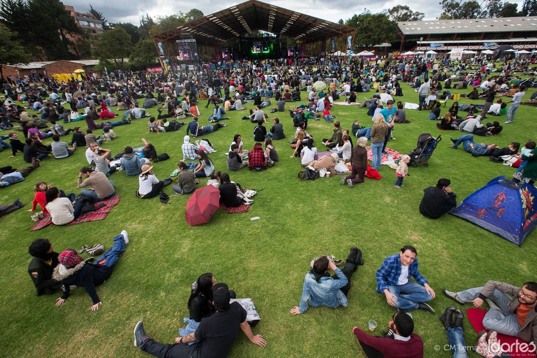 Los festivales al parque están de regreso en Bogotá 7 Los festivales al parque están de regreso en Bogotá Renovados, con actividades descentralizadas y mayor diversidad en su oferta artística, regresan los festivales al parque. Así lo dio a conocer la Alcaldía Mayor de Bogotá y el Instituto Distrital de las Artes, siendo Colombia al Parque 20 años, el primero de ellos.