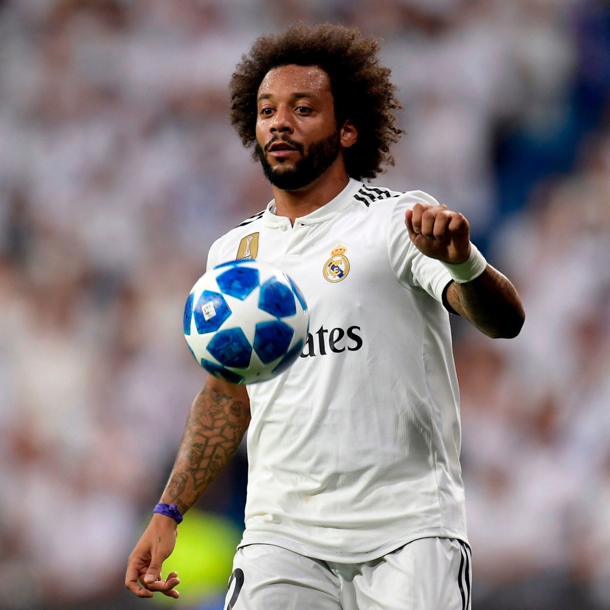 Los 10 deportistas más seguidos de Instagram 3 Los 10 deportistas más seguidos de Instagram Si hablamos de seguidores en Instagram, el mundo del deporte sale a relucirse por la gran influencia que tiene en todo el mundo, yendo desde Cristiano Ronaldo como la persona más seguida, hasta el colombiano y gran estrella del Al Rayyan, James Rodríguez.