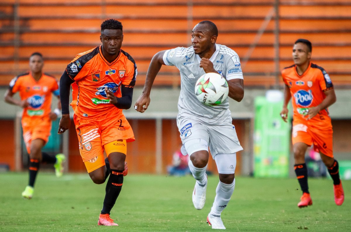 Millos le empató de visita al Envigado y sumó su tercer partido sin anotar Este miércoles Millonarios visitó al Envigado F. C. en el Estadio Polideportivo Sur, donde azules y naranjas igualaron 0-0 en partido correspondiente a la cuarta jornada de la Liga Betplay.