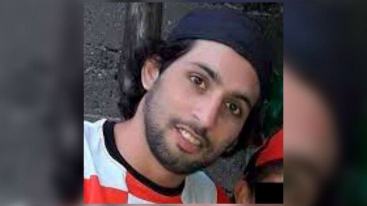 ¡Qué tal! Fingió su muerte para no pagar las deudas que tenía con su familia 2 ¡Qué tal! Fingió su muerte para no pagar las deudas que tenía con su familia Si bien es cierto que las deudas pueden ser agobiantes para cualquier persona, hay quienes son tan descarados, capaces de hacer cualquier cosa, para no pagarlas; tal es el caso de un hombre que fingió su muerte para no tener que responderles a sus familiares por los préstamos que les debía.