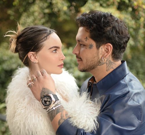 Belinda: ¿una maestra del engaño con sus novios? 3 Belinda: ¿una maestra del engaño con sus novios? Tras anunciarse la ruptura sentimental de la cantante española con Christian Nodal el foco mediático se centró en las razones que los llevaron a cancelar su compromiso, y hasta los fanáticos de la pareja revisaron los antecedentes de Belinda con sus anteriores noviazgos, encontrando detalles sorprendentes.