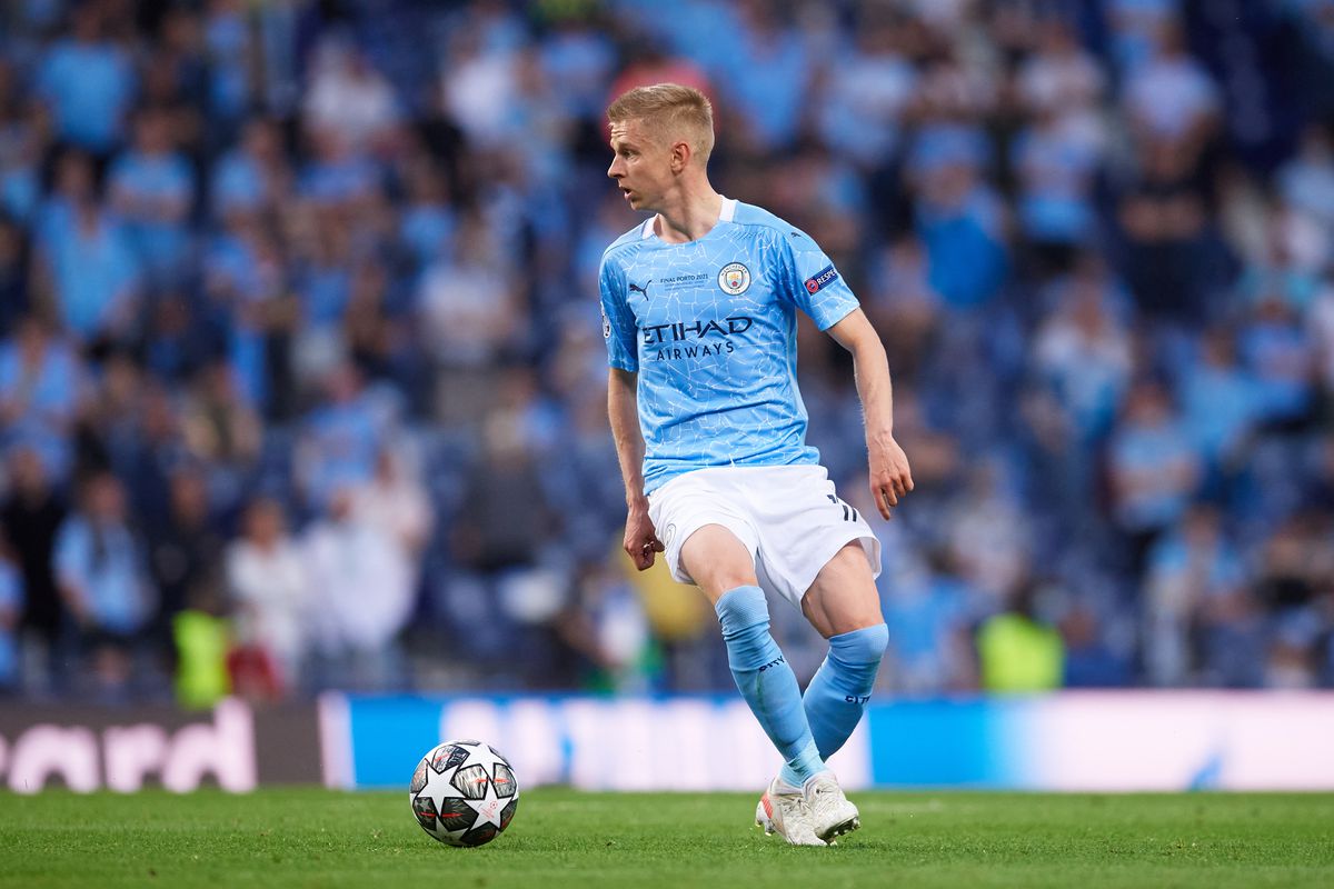 Futbolista del City le deseó a Putin "la muerte más dolorosa" 1 Futbolista del City le deseó a Putin "la muerte más dolorosa" Uno de los jugadores emblemáticos del Manchester City, el defensor ucraniano Oleksandr Zinchenko, se pronunció por redes sociales respecto a la invasión de Rusia a su país. El futbolista empleó fuertes palabras en contra del presidente Vladimir Putin.